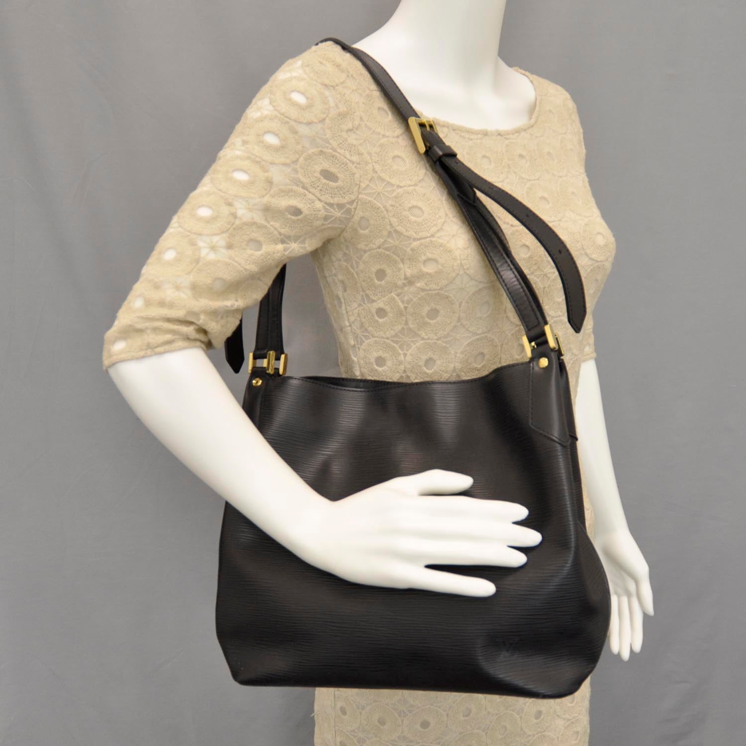 Louis Vuitton Epi Mandara MM Black 2 of 12