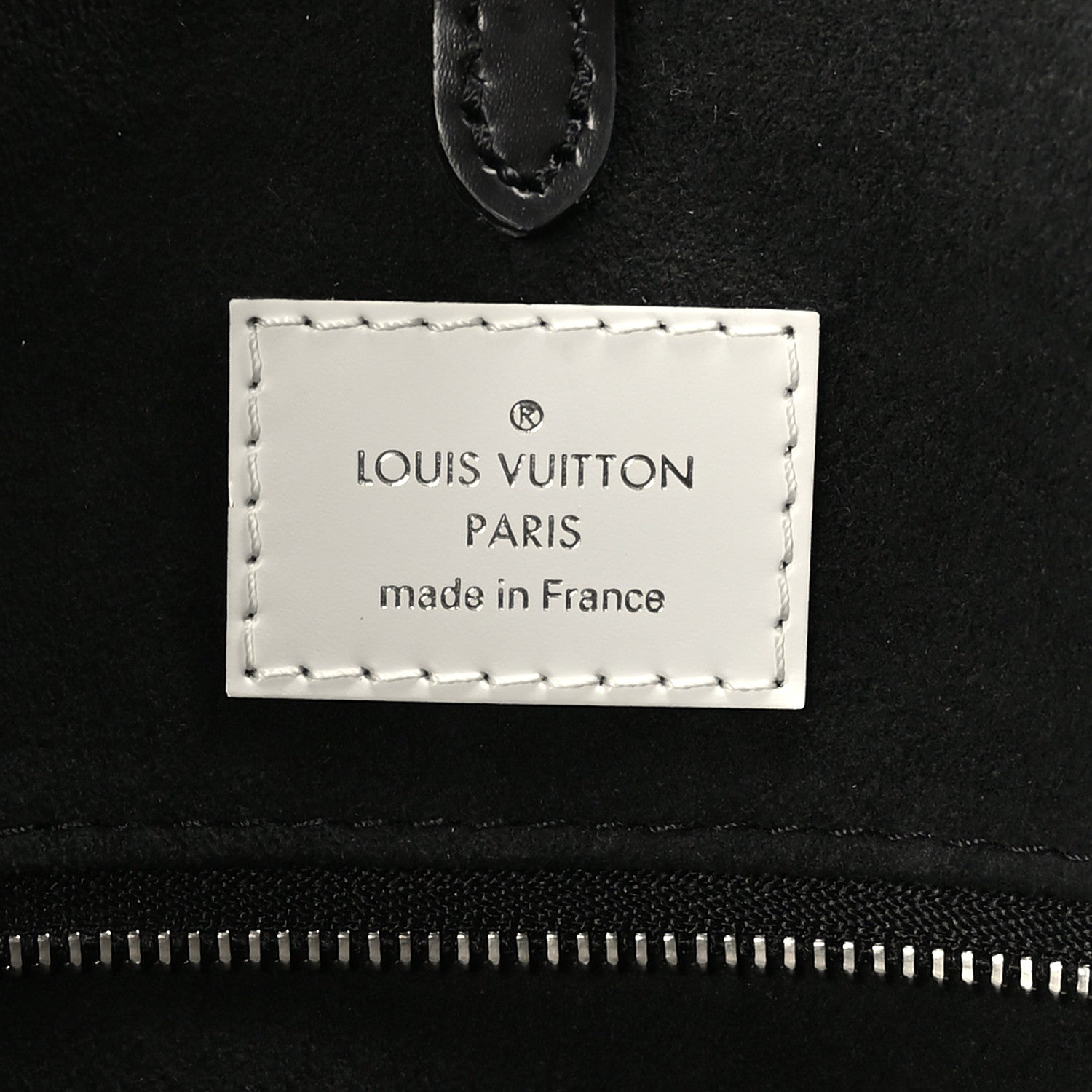 Louis Vuitton Epi Onthego MM Grenade White 6 of 8