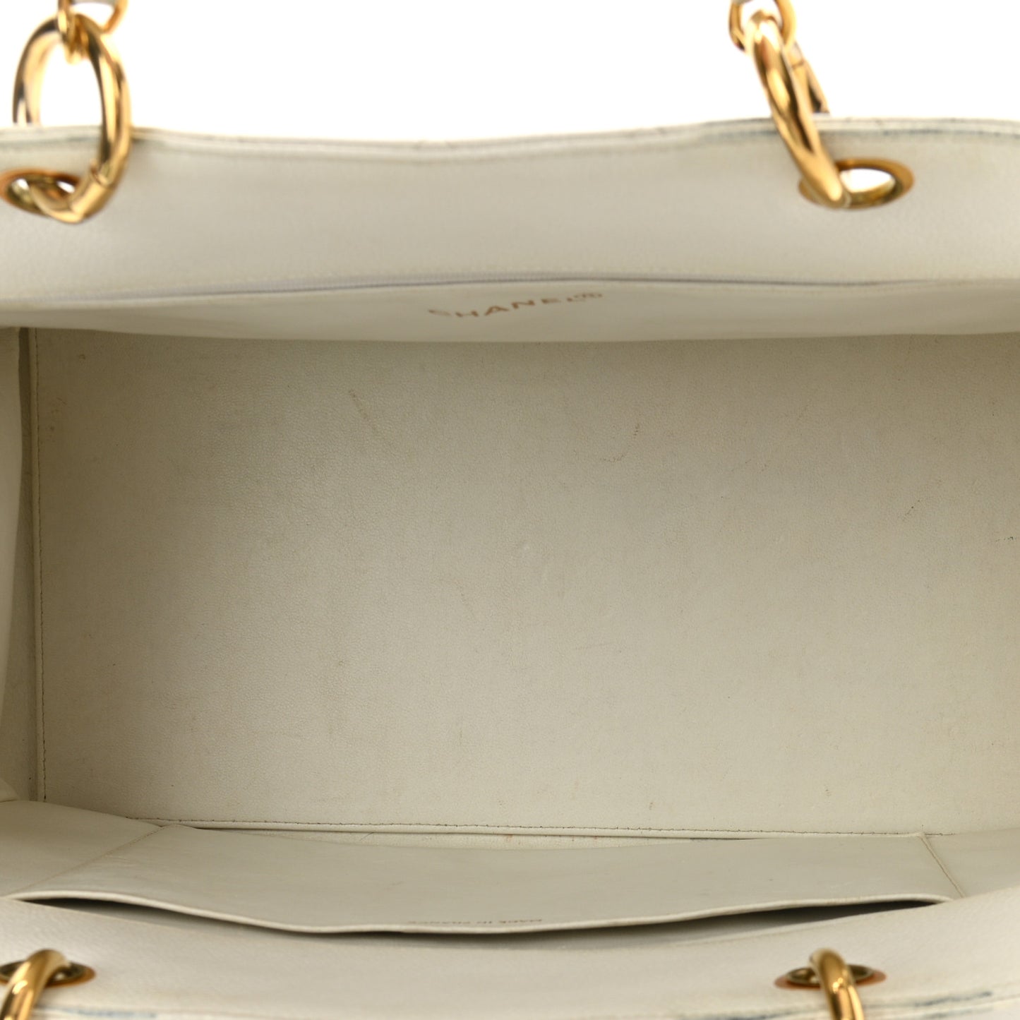 Caviar Quilted CC Tote White