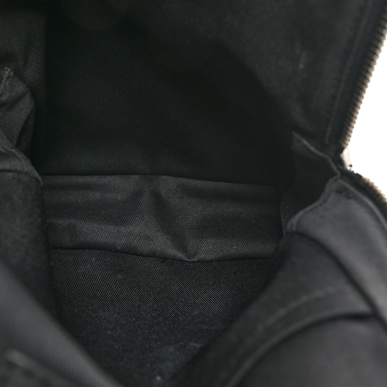 Louis Vuitton Damier Graphite Avenue Sling Backpack 5 of 9