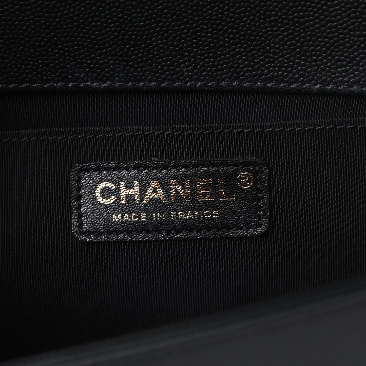 Caviar Quilted Medium Boy Flap Black