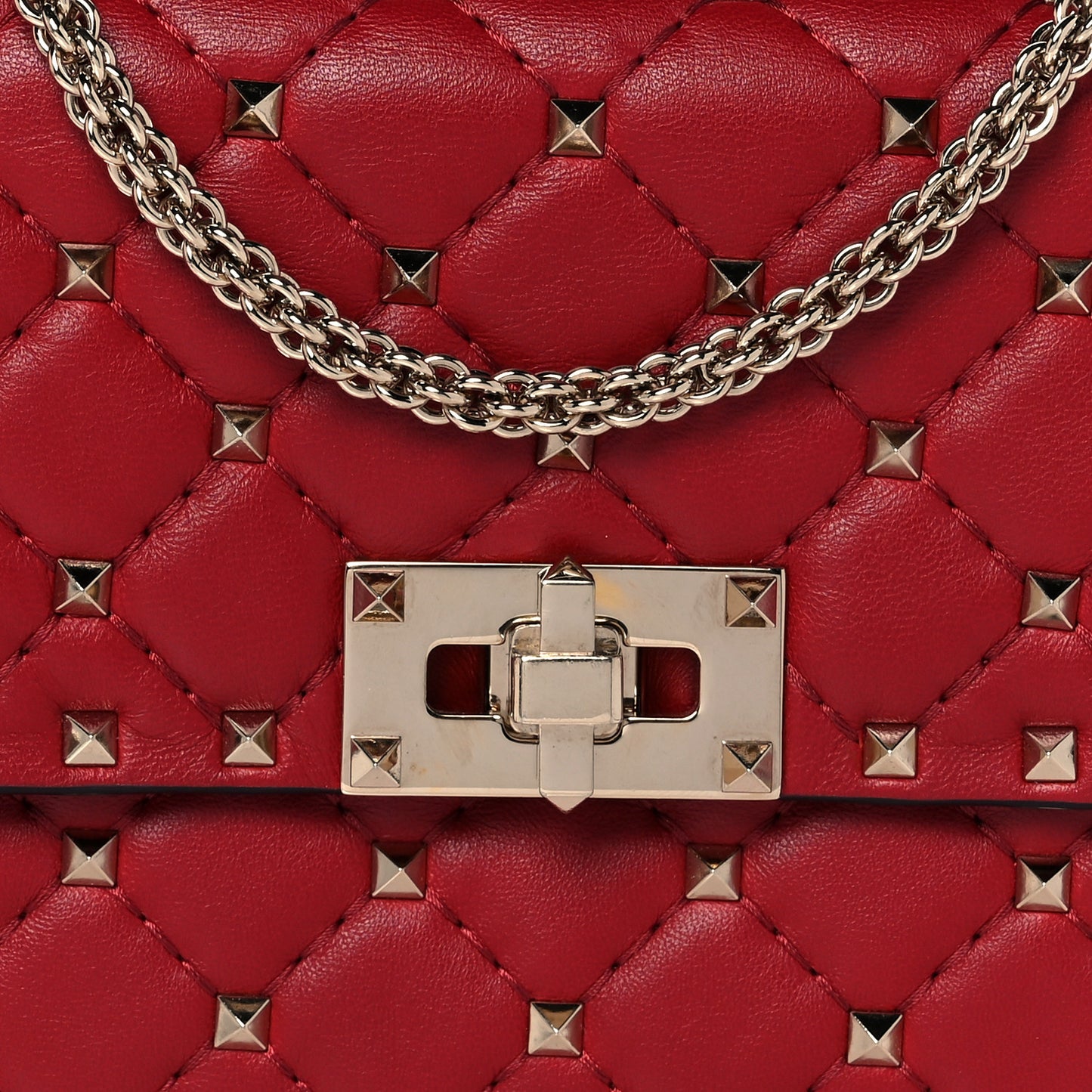 Nappa Rockstud Spike Wallet on Chain Rubino