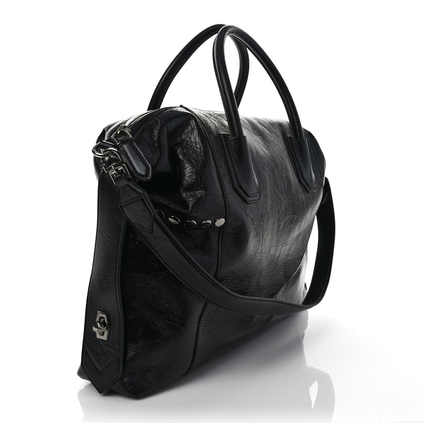 Smooth Calfskin Medium Studded Soft Antigona Black