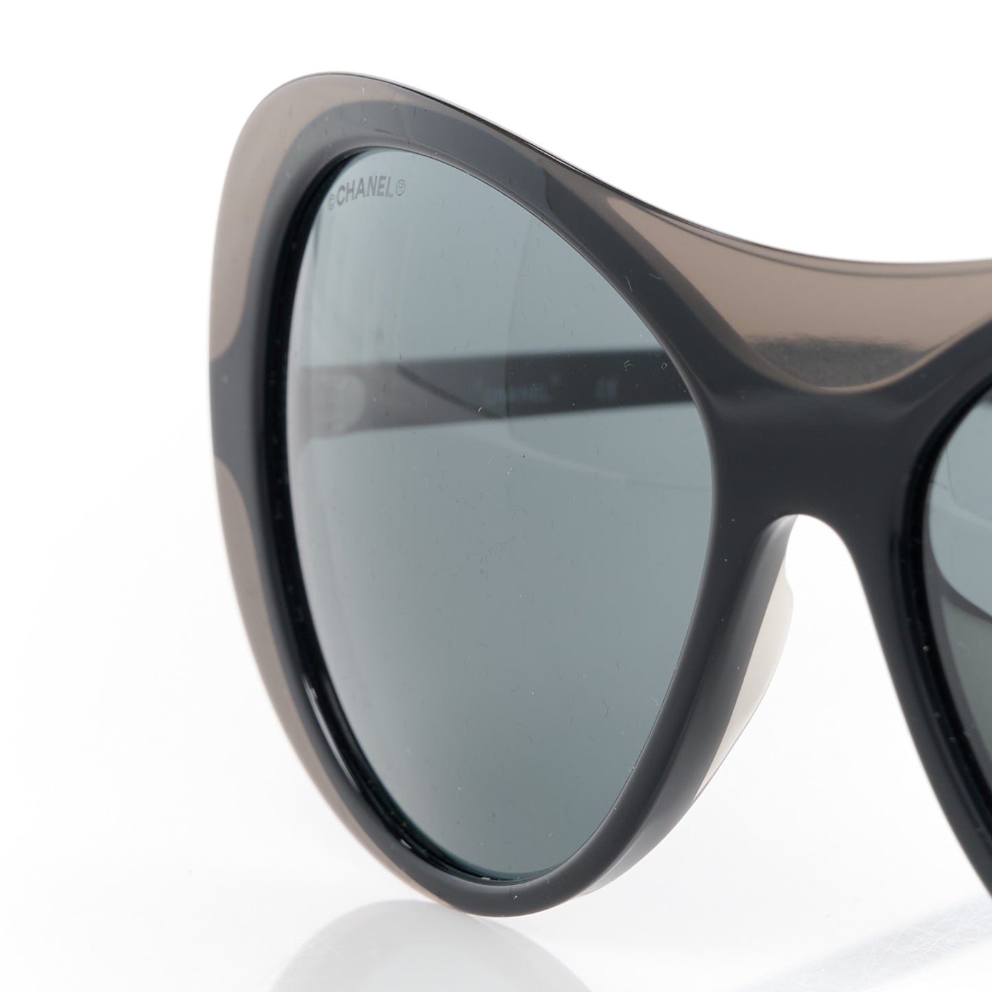 CC Oval Sunglasses A71227 Black
