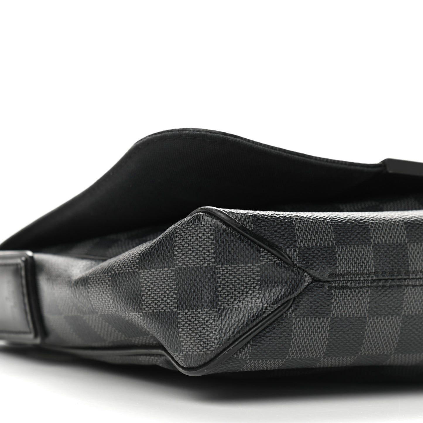 Damier Graphite District PM