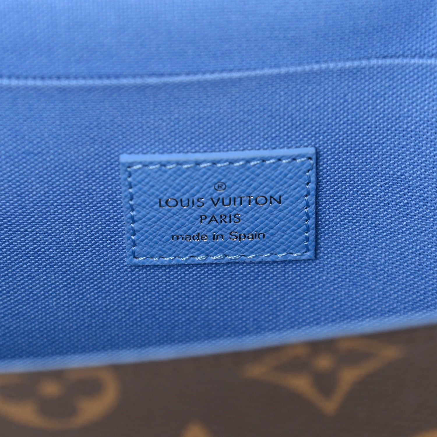 Louis Vuitton Monogram 2021 Christmas Animation China Wall Pochette Felicie Chain Wallet Myosotis Blue 7 of 9