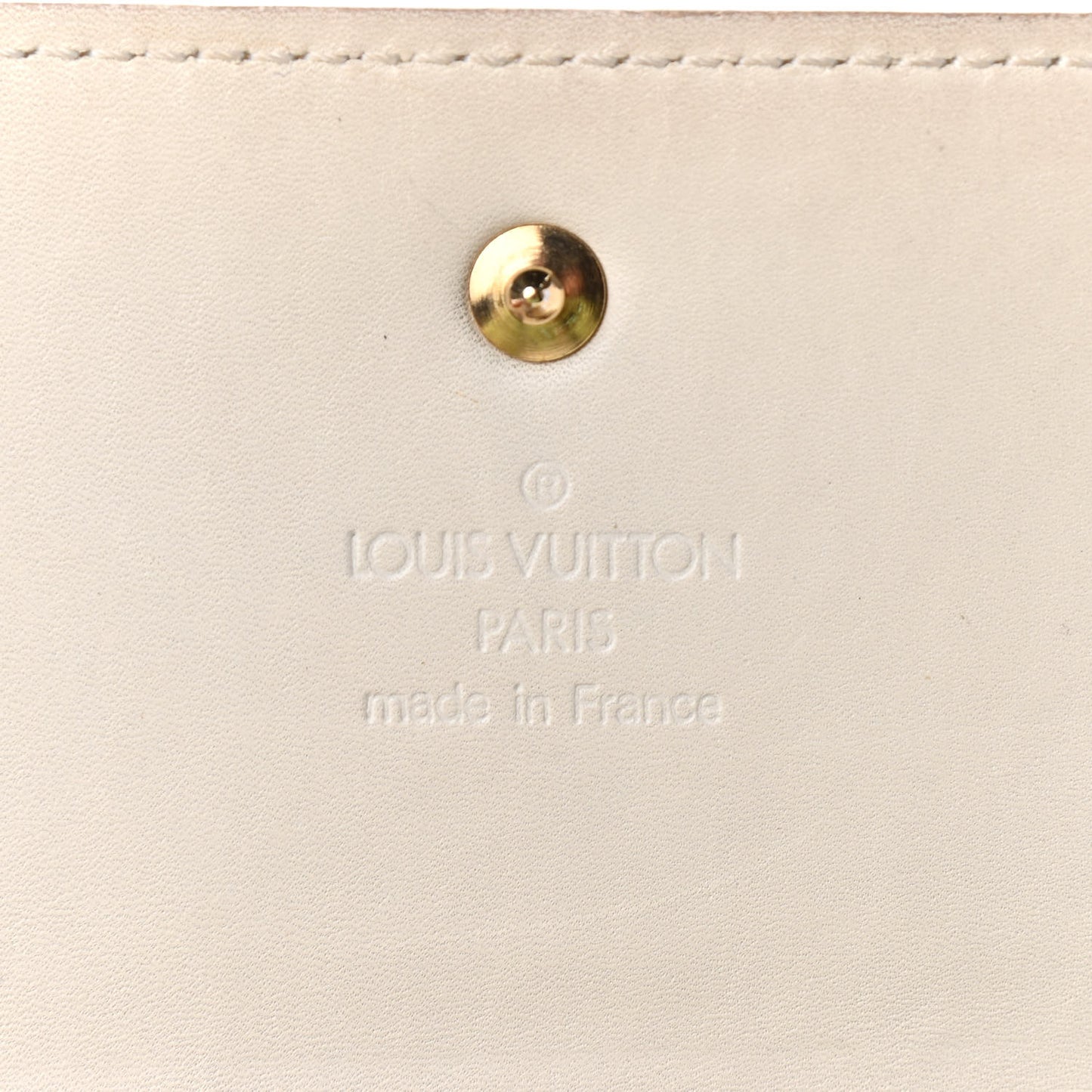 Vernis Porte Tresor International Wallet Perle