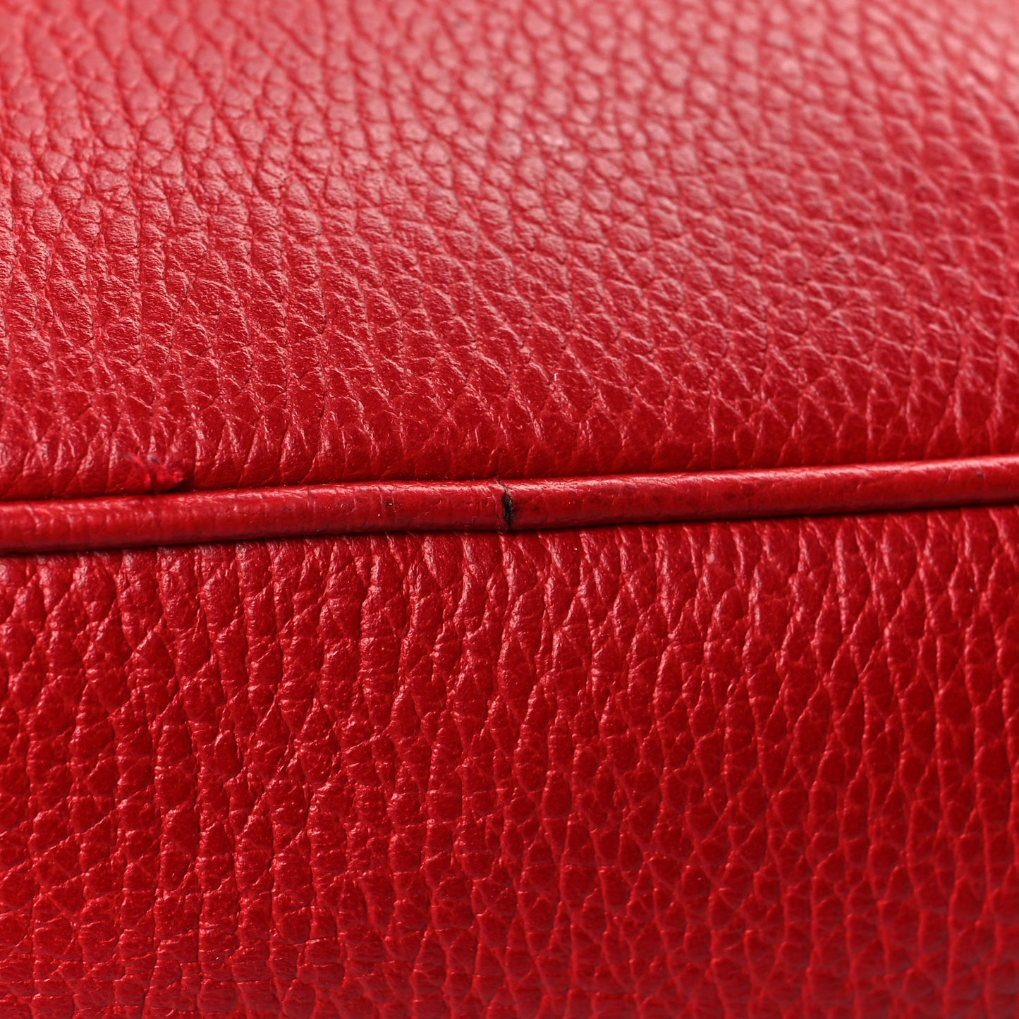 Pebbled Calfskin Soho Chain Backpack Hibiscus Red