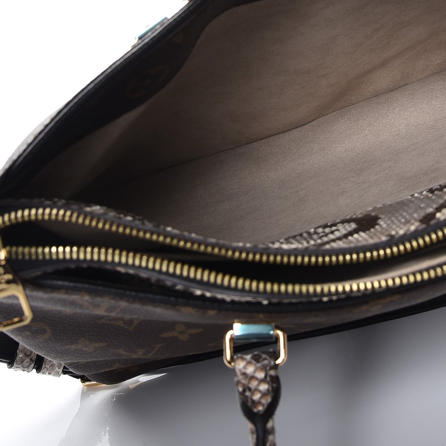 Python Monogram Pallas Black