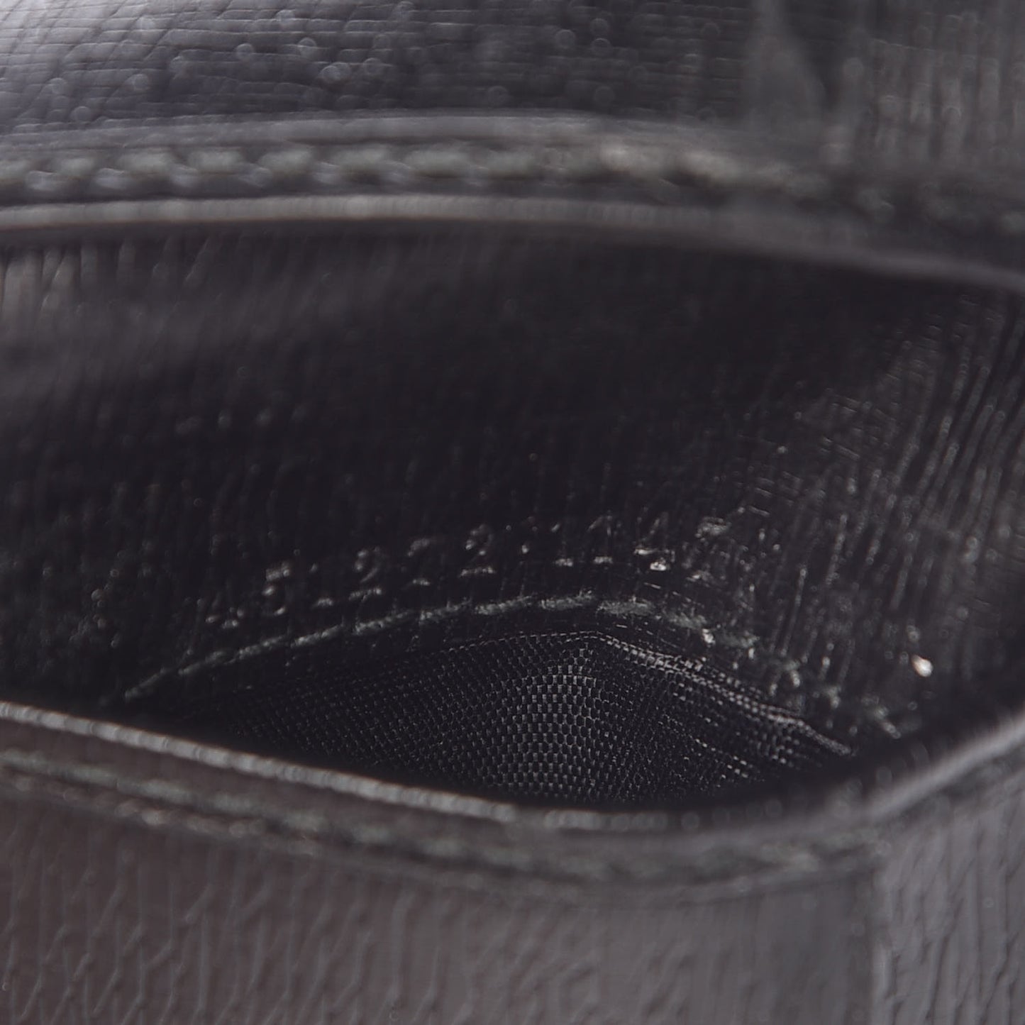 Calfskin Tiger Bi-Fold Wallet Black