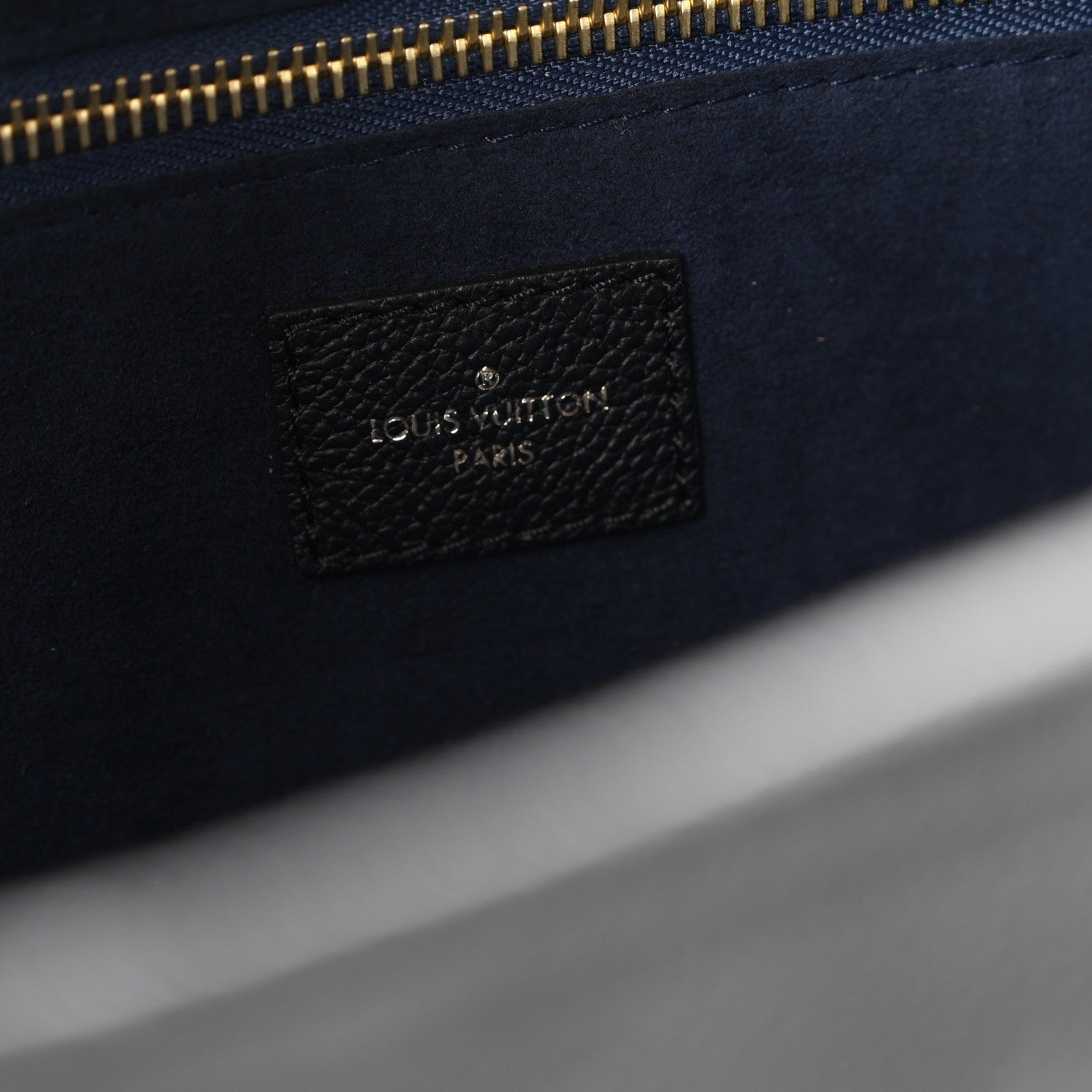 Louis Vuitton Empreinte Monogram Giant Neverfull MM Black 7 of 10