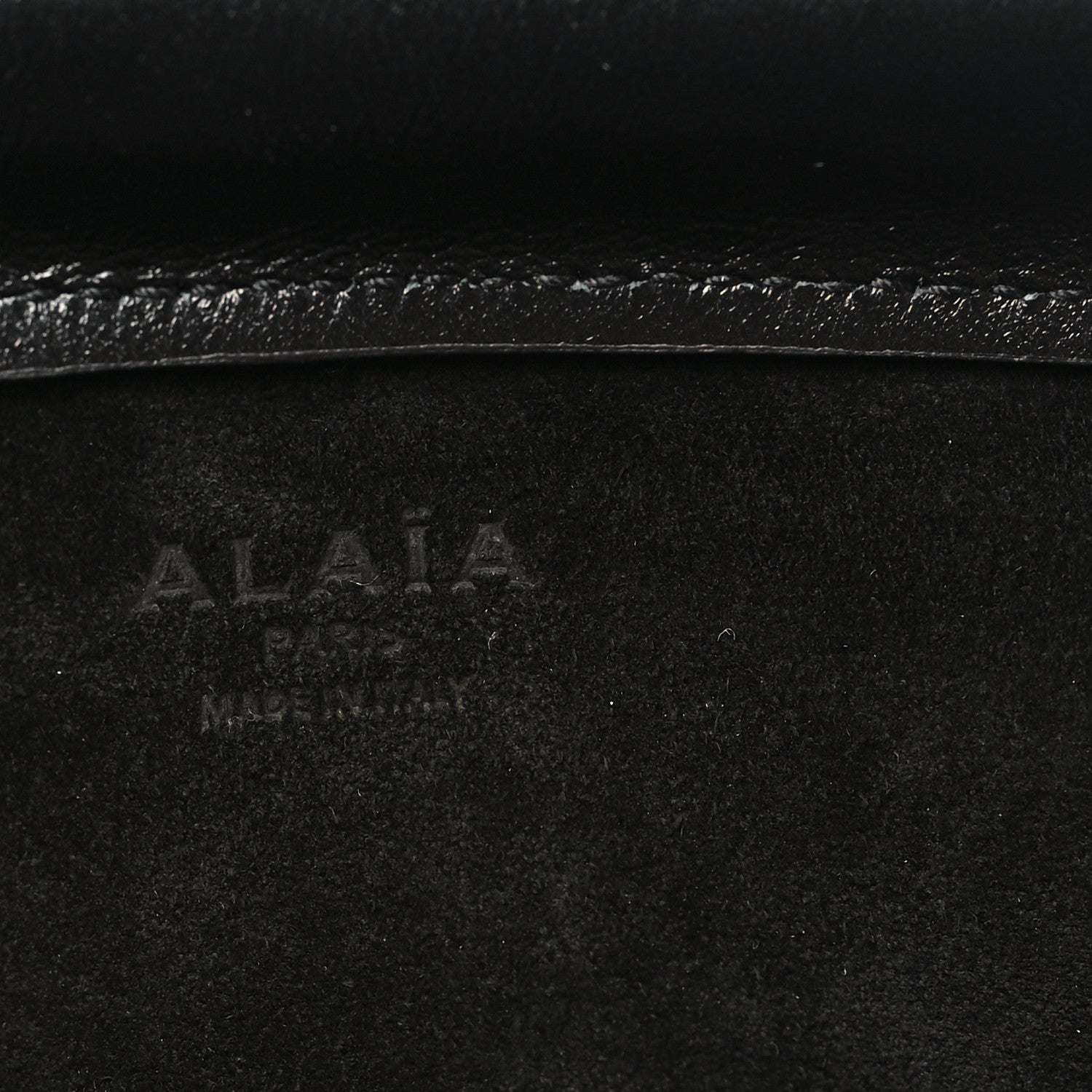 Alaia Calfskin Le Click East West Bag Black 6 of 9