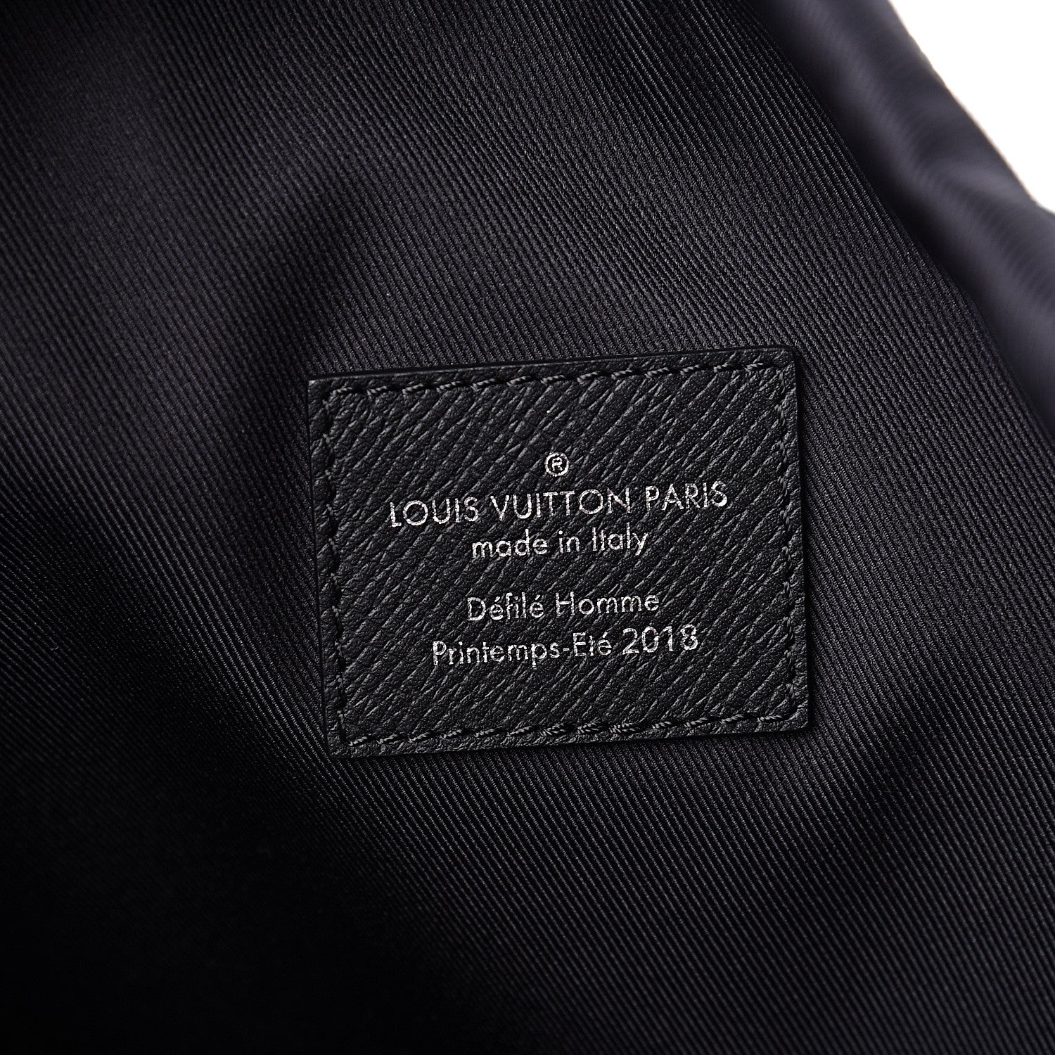 Louis Vuitton Taiga Outdoor Cabas Light Black 9 of 11