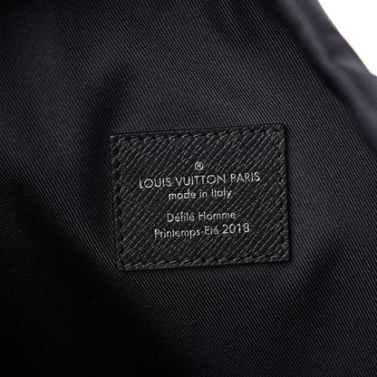 Louis Vuitton Taiga Outdoor Cabas Light Black 9 of 11
