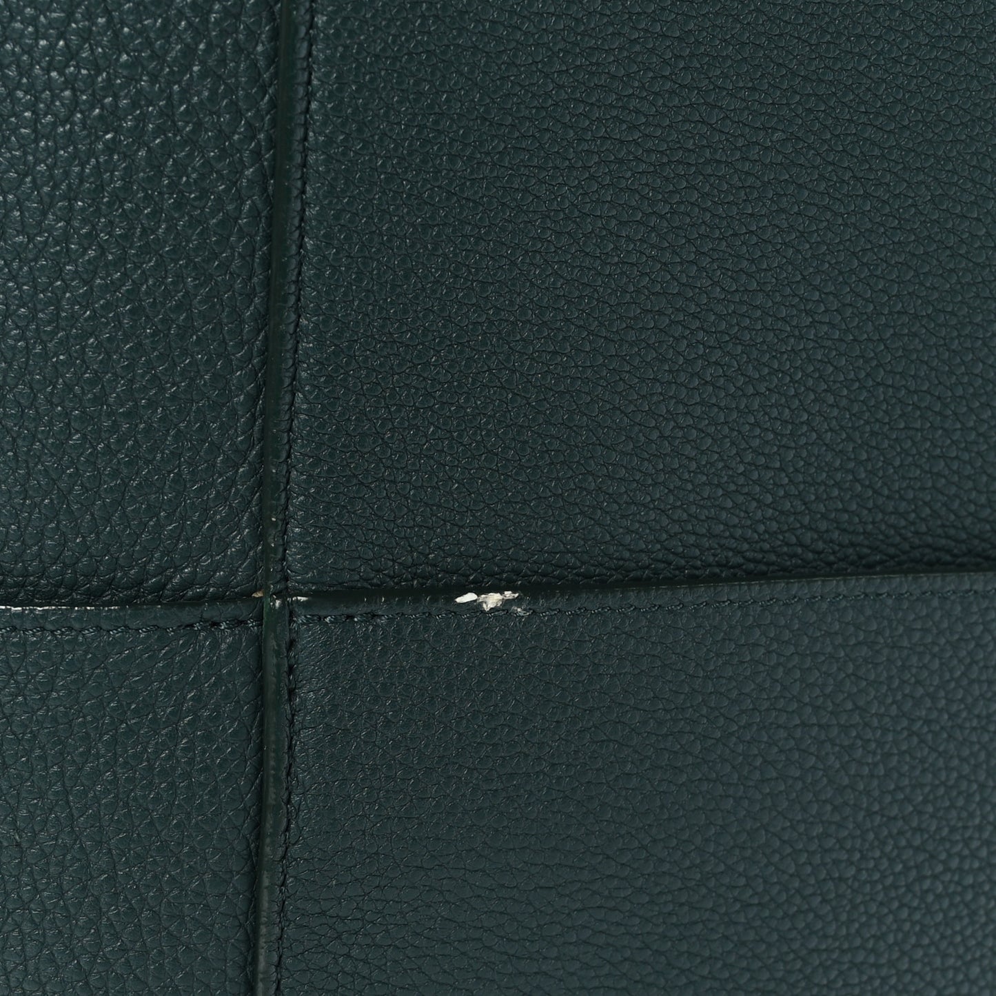 Soft Grained Calfskin Sangle Bucket Bag Amazone