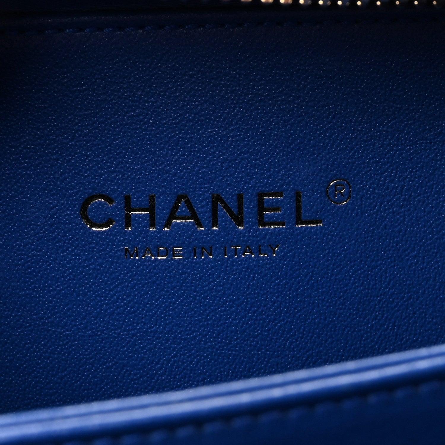 Chanel Caviar Quilted Small CC Filigree Vanity Case Blue White Red 6 of 10