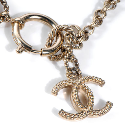 Chanel CC Chain Bracelet Gold 3 of 4