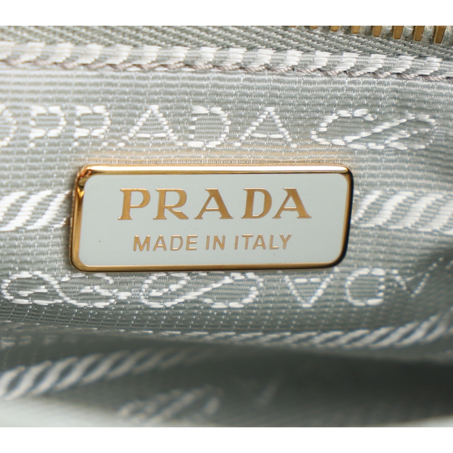 Scamosciato Triangle Small Bonnie Shoulder Bag Salvia