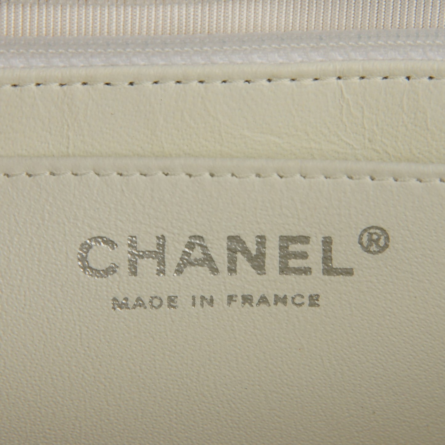 Caviar Quilted Jumbo Single Flap White