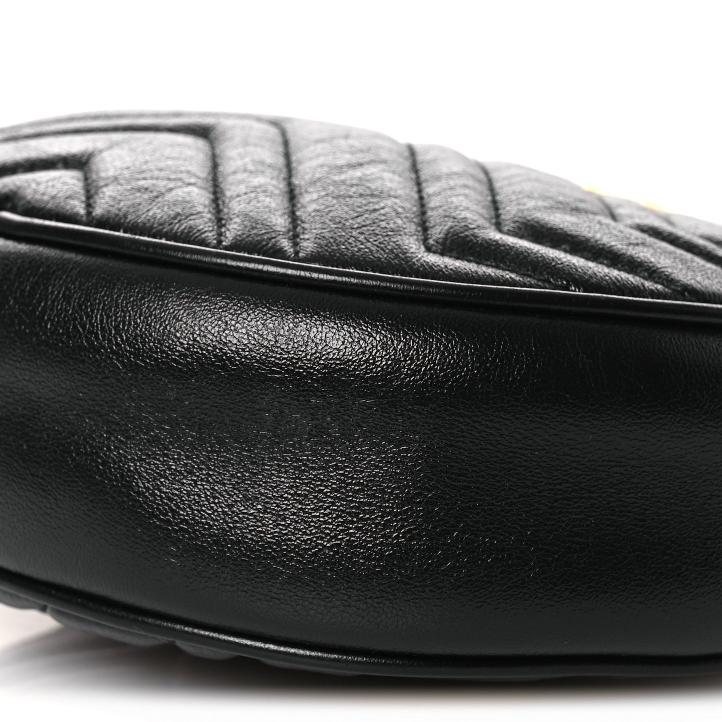 Azalea Calfskin Matelasse Heart Mini GG Marmont Round Shoulder Bag Black