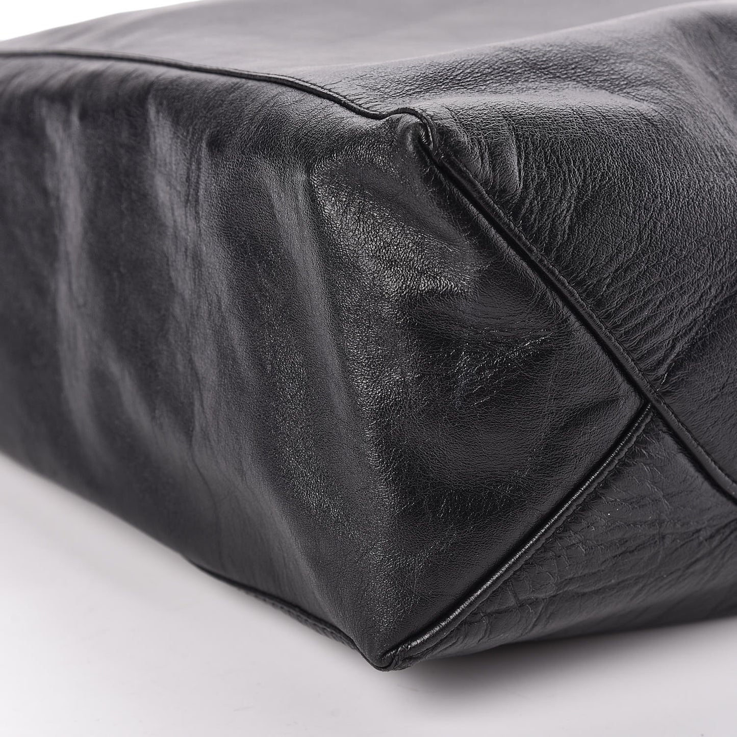 Smooth Lambskin Vertical Cabas Black