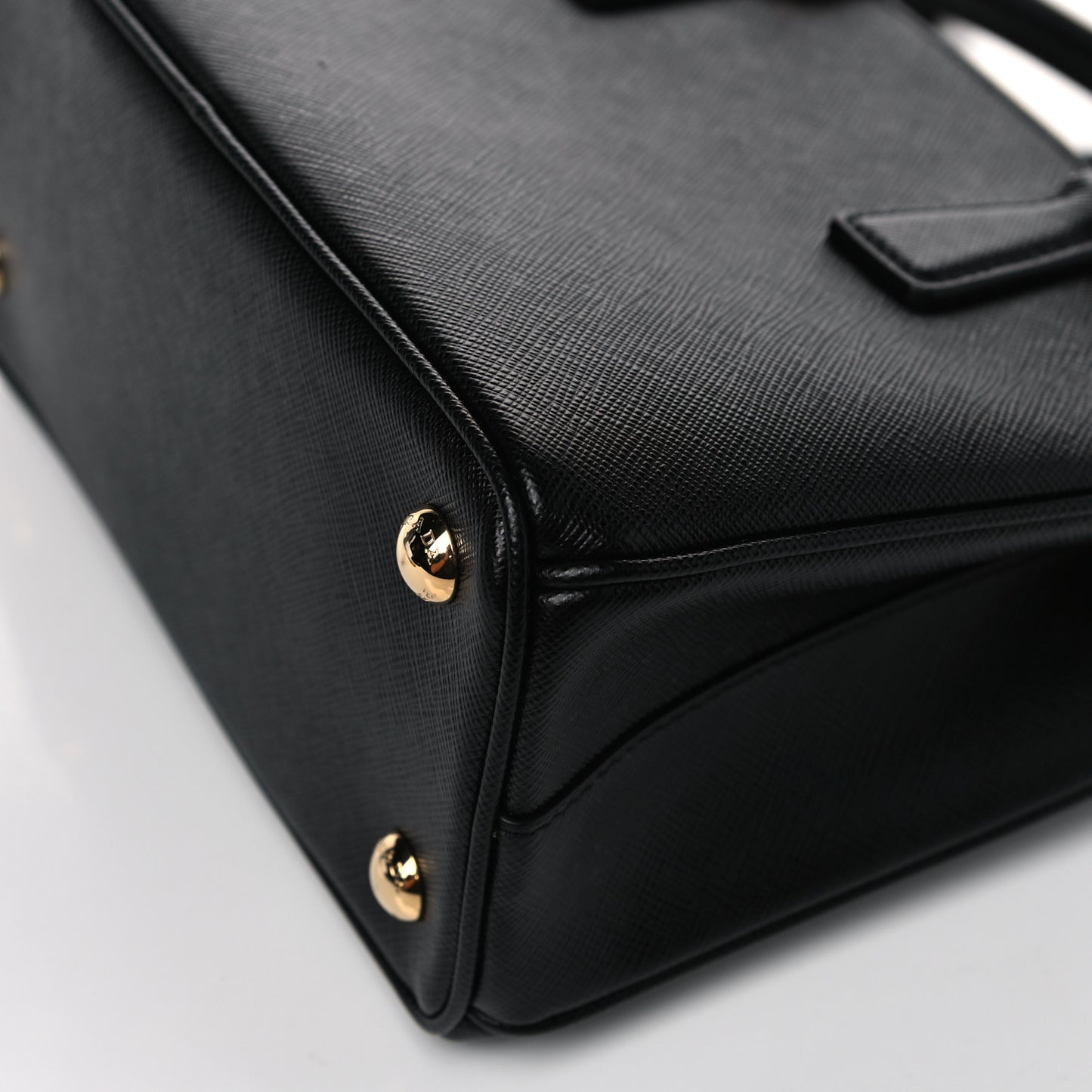 Saffiano Lux Micro Galleria Shoulder Bag Black