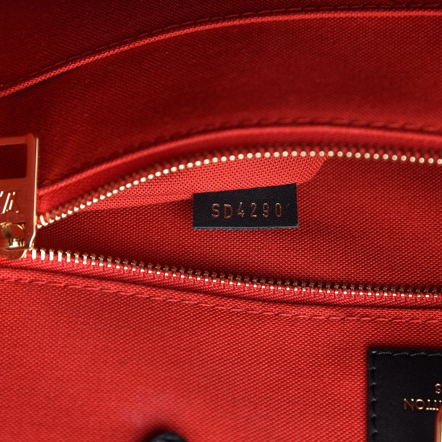 Louis Vuitton Reverse Monogram Giant Onthego GM 9 of 9