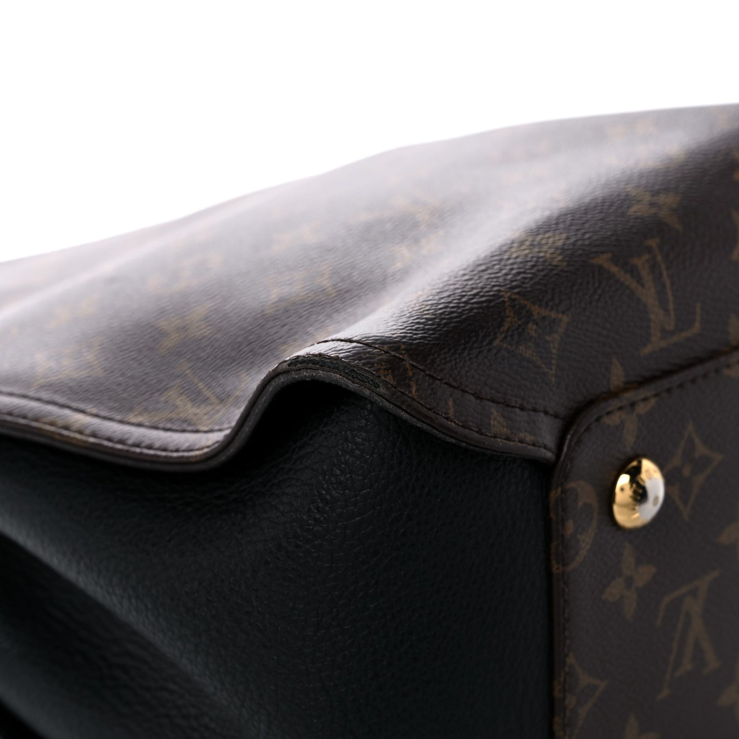 Monogram Gaia Black