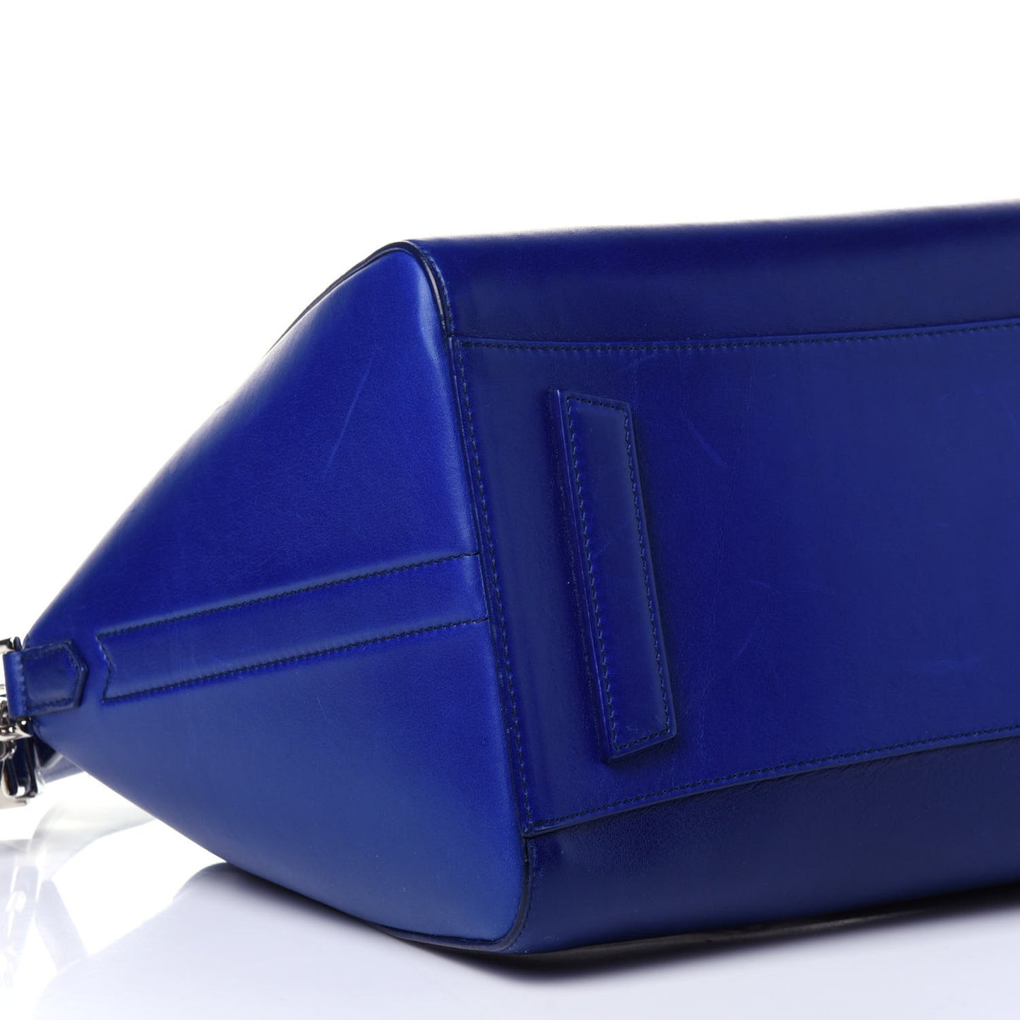 Calfskin 3D Stud Medium Antigona Royal Blue