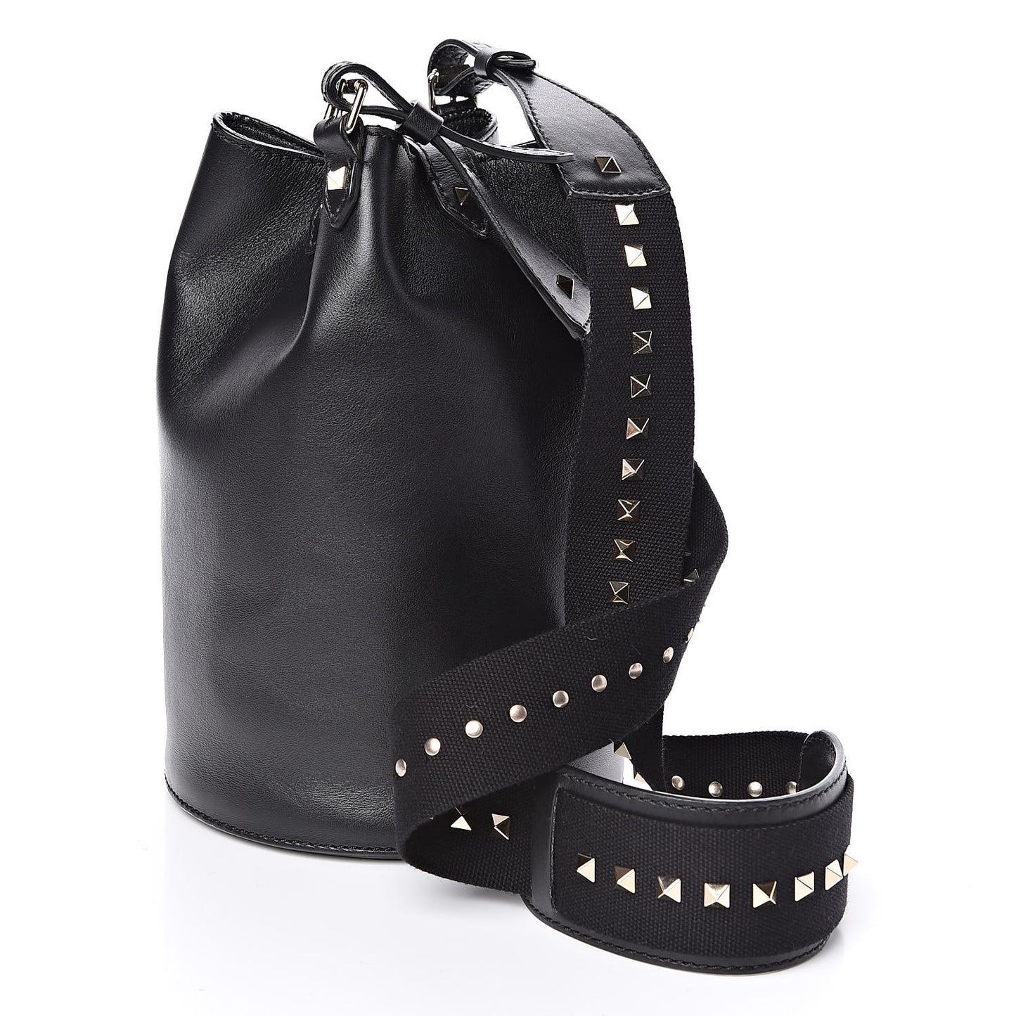 Vitello Rockstud Bucket Bag Black