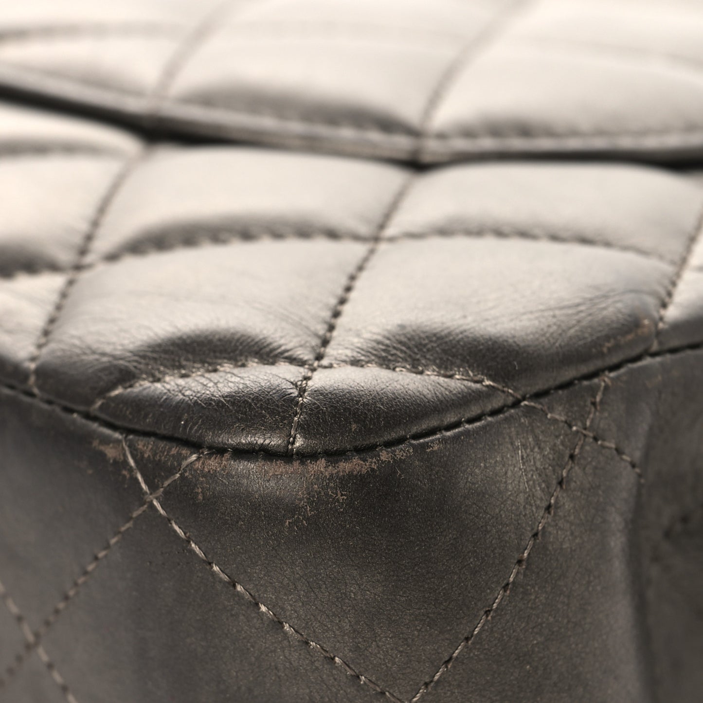 Metallic Lambskin Quilted Jumbo Double Flap Pewter