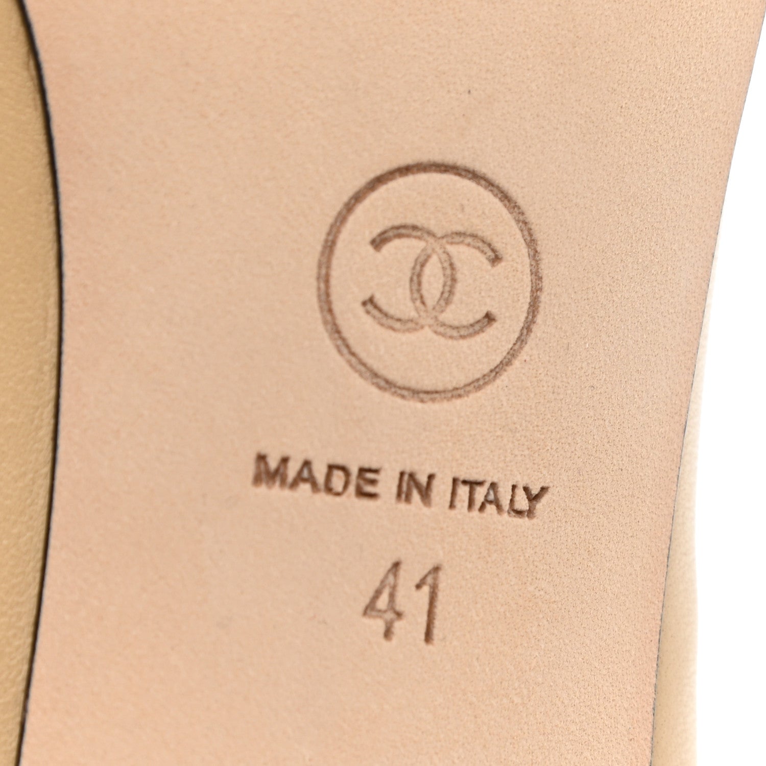 Chanel Lambskin Grosgrain Cap Toe CC Pumps 41 Beige Black 6 of 9