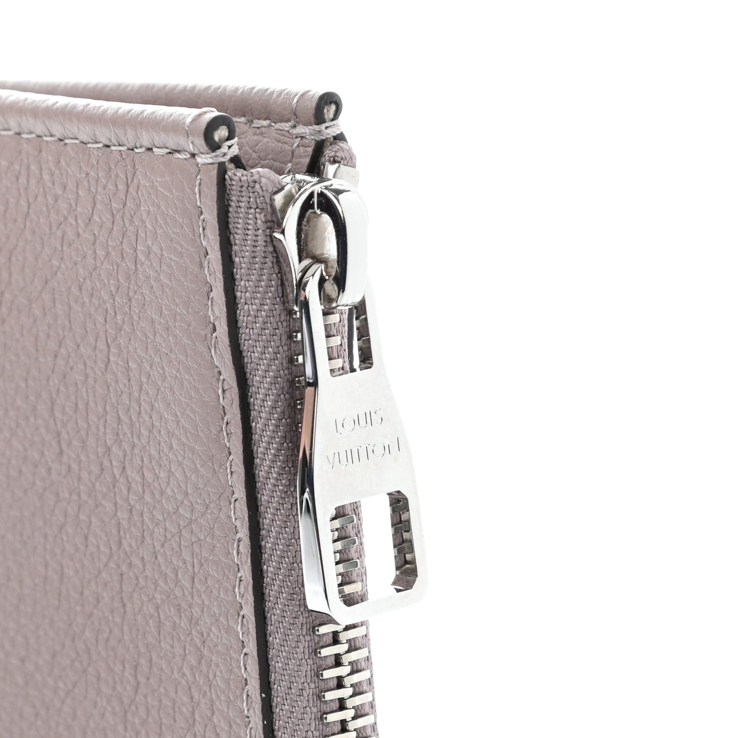 Calfskin Pochette Jour PM Taupe
