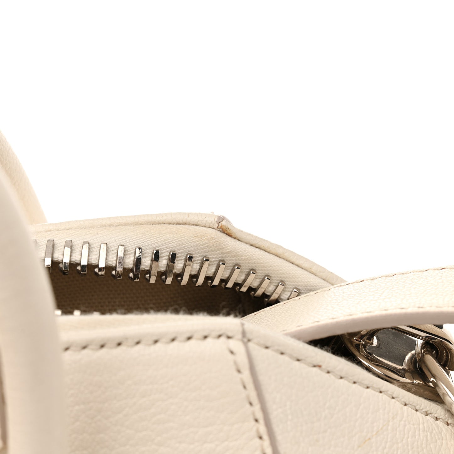 Sugar Goatskin Small Antigona Off White