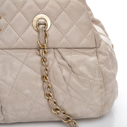 Chanel Iridescent Calfskin Chic Quilt Bowling Bag White 9 of 15