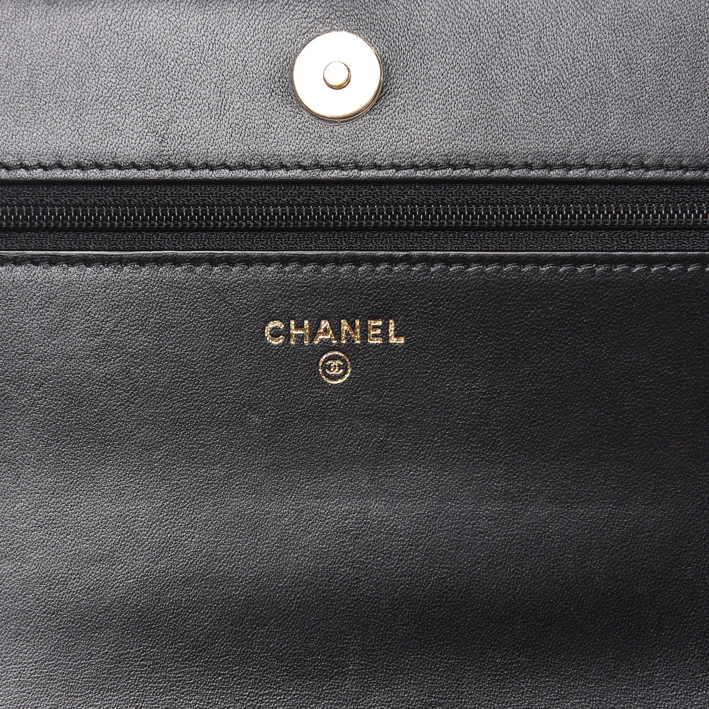 Lambskin Quilted Pearl Wallet On Chain WOC Black