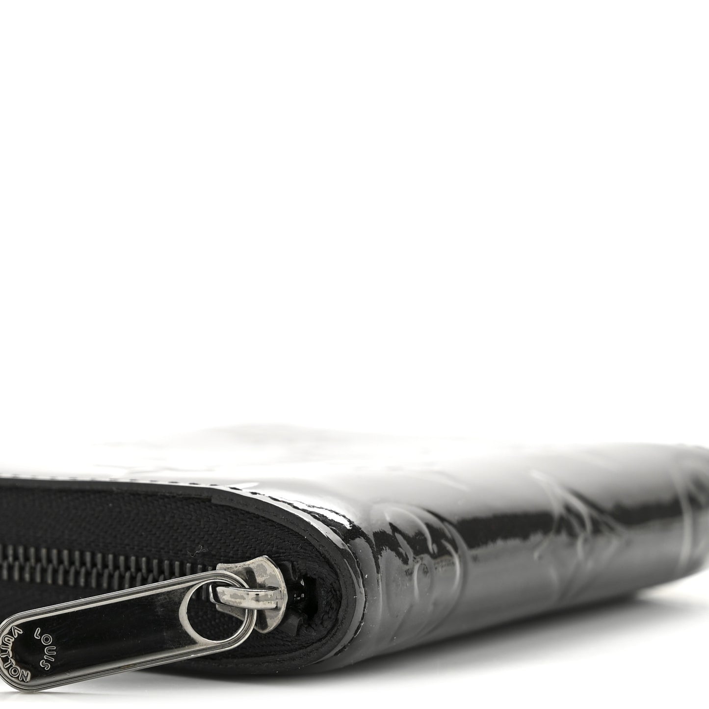 Vernis Zippy Coin Purse Wallet Noir Magnetique