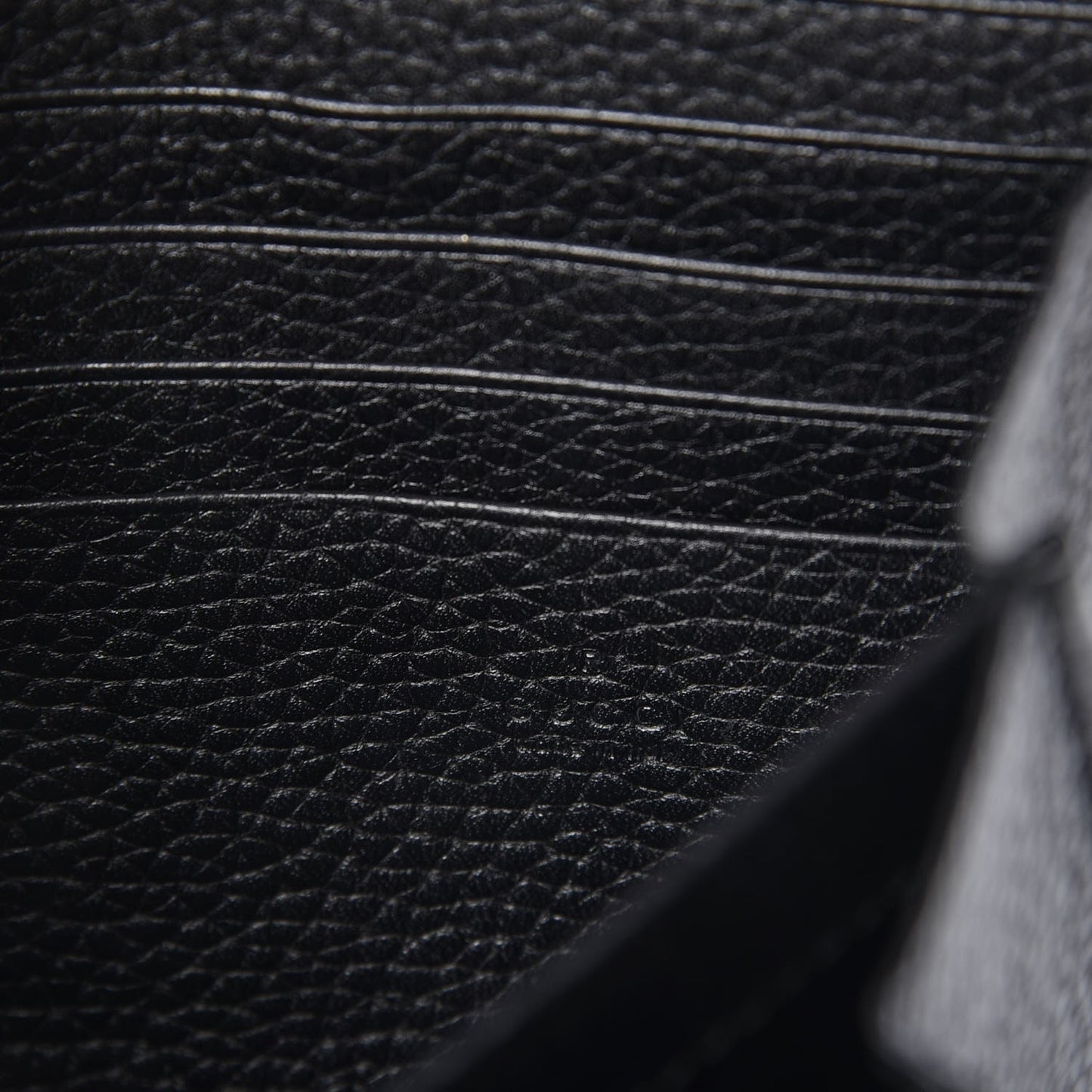 Calfskin GG Marmont Chain Wallet Black