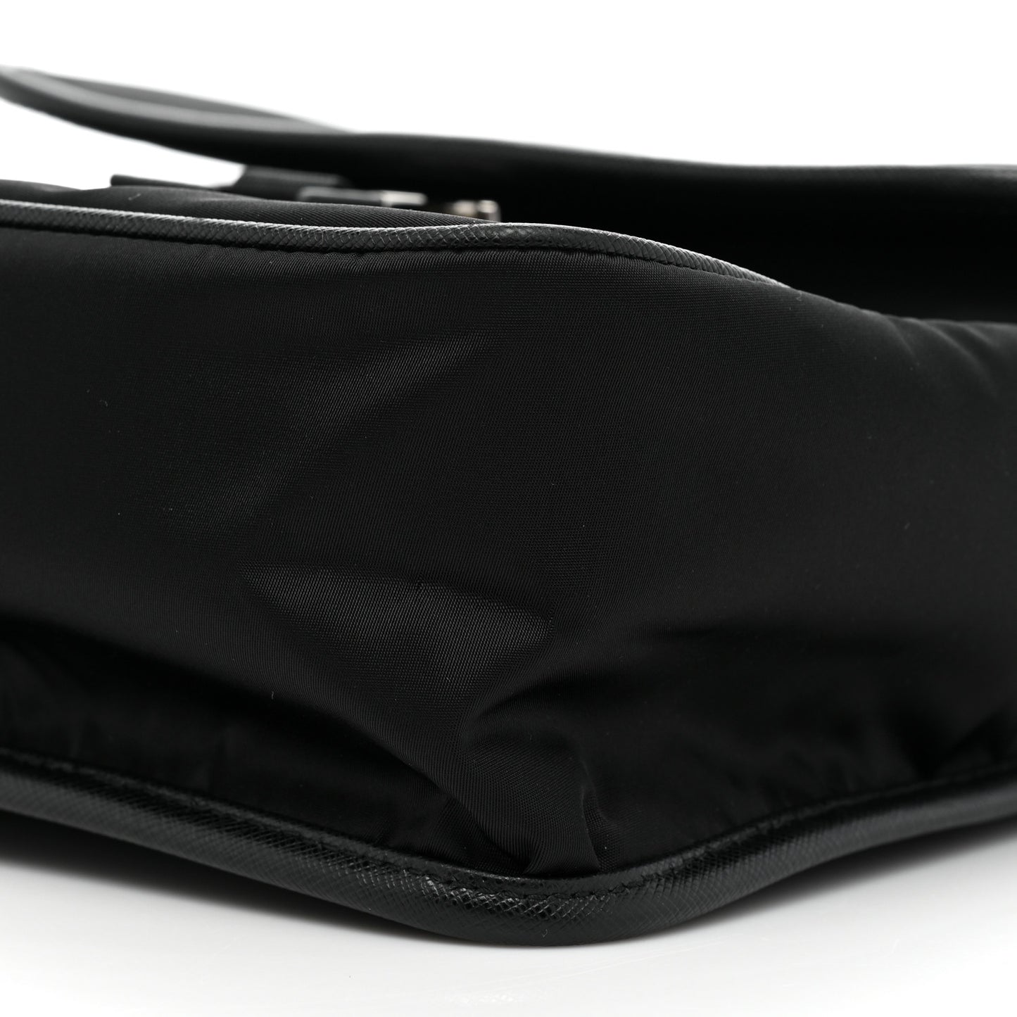 Tessuto Nylon Saffiano Logo Messenger Bag Black