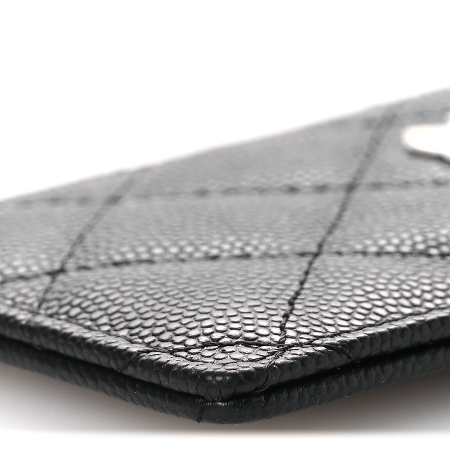Caviar Quilted Card Holder On Chain Black