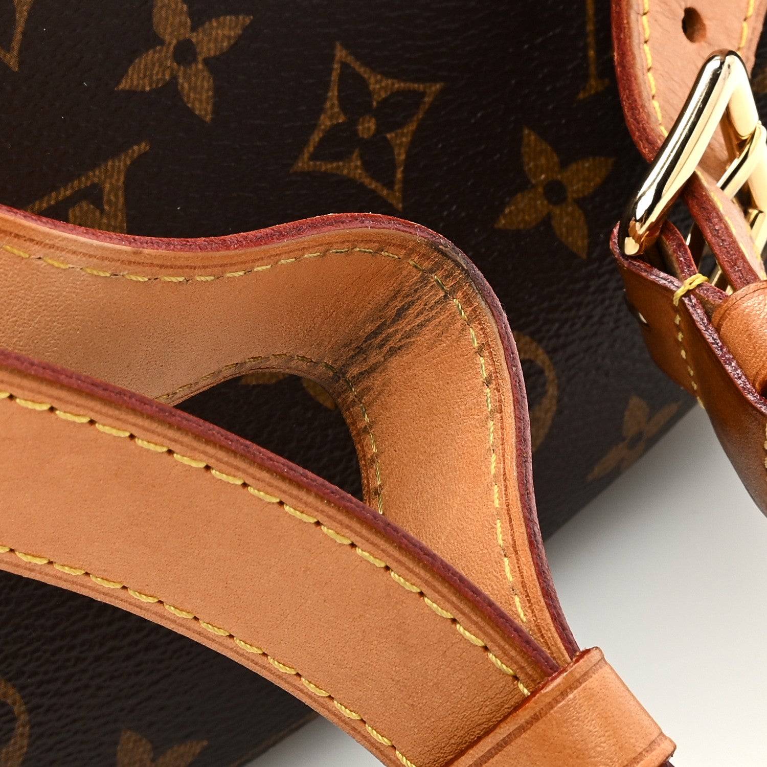 Louis Vuitton Monogram Bumbag 9 of 10