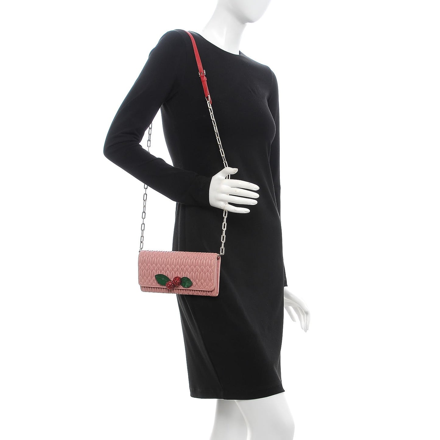 Nappa Matelasse Crystal Cherry Wallet On Chain Rosa