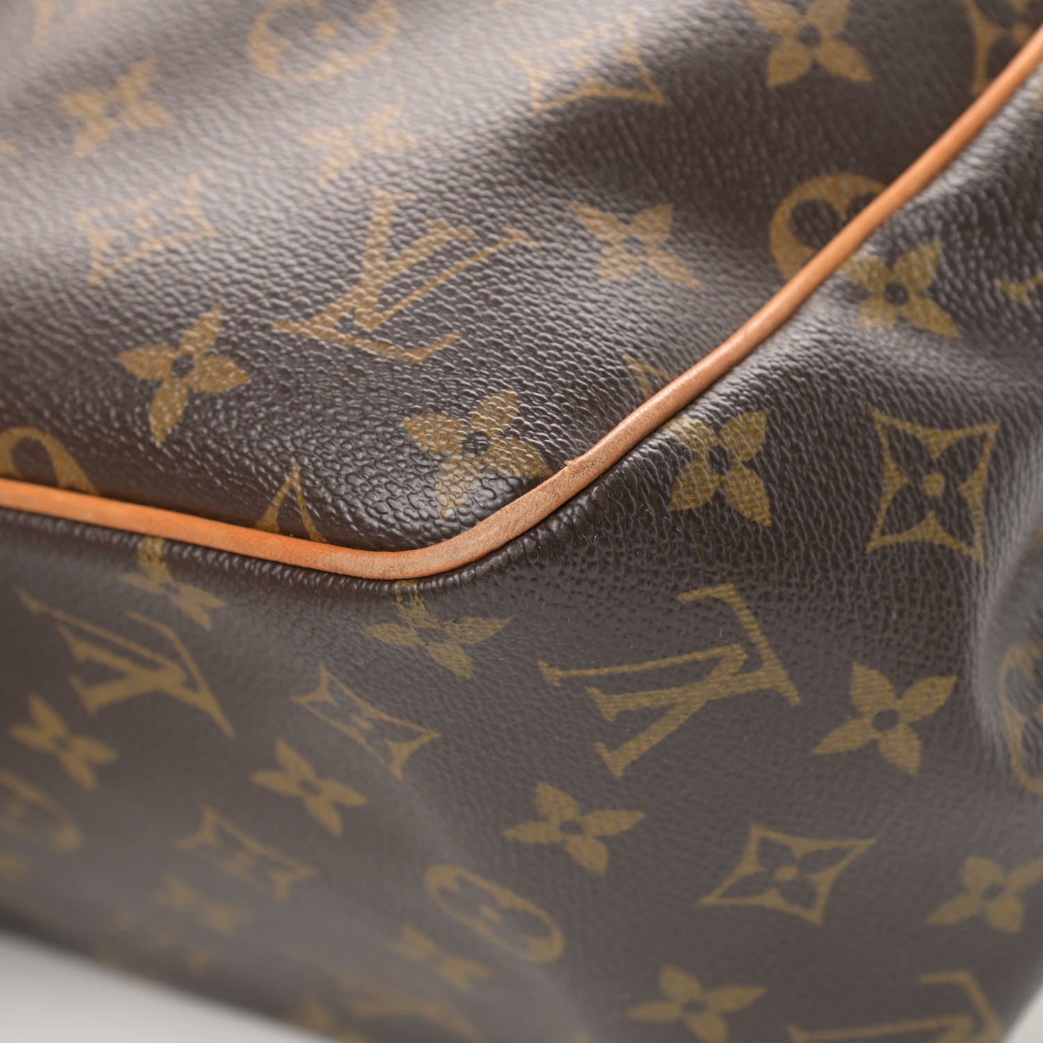Louis Vuitton Monogram Batignolles Vertical 10 of 18