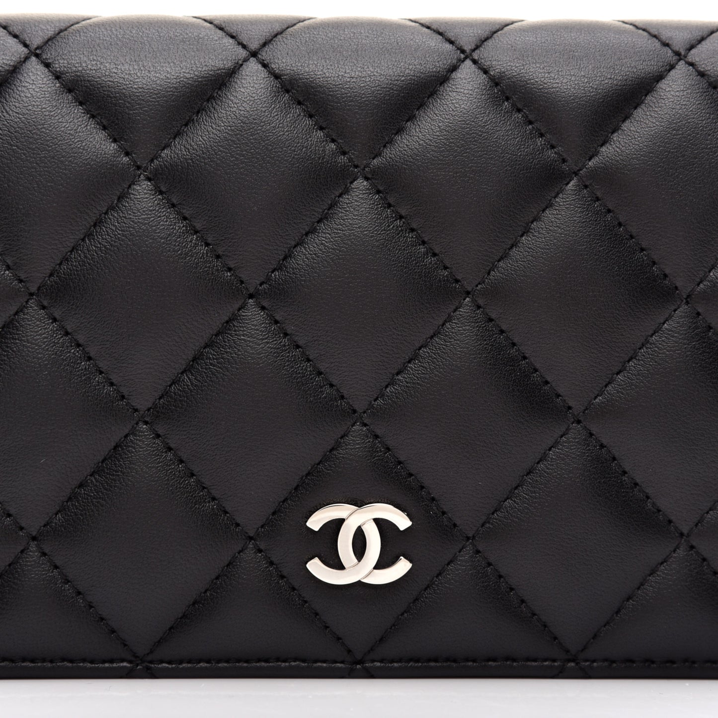 Lambskin Quilted Yen Wallet Black