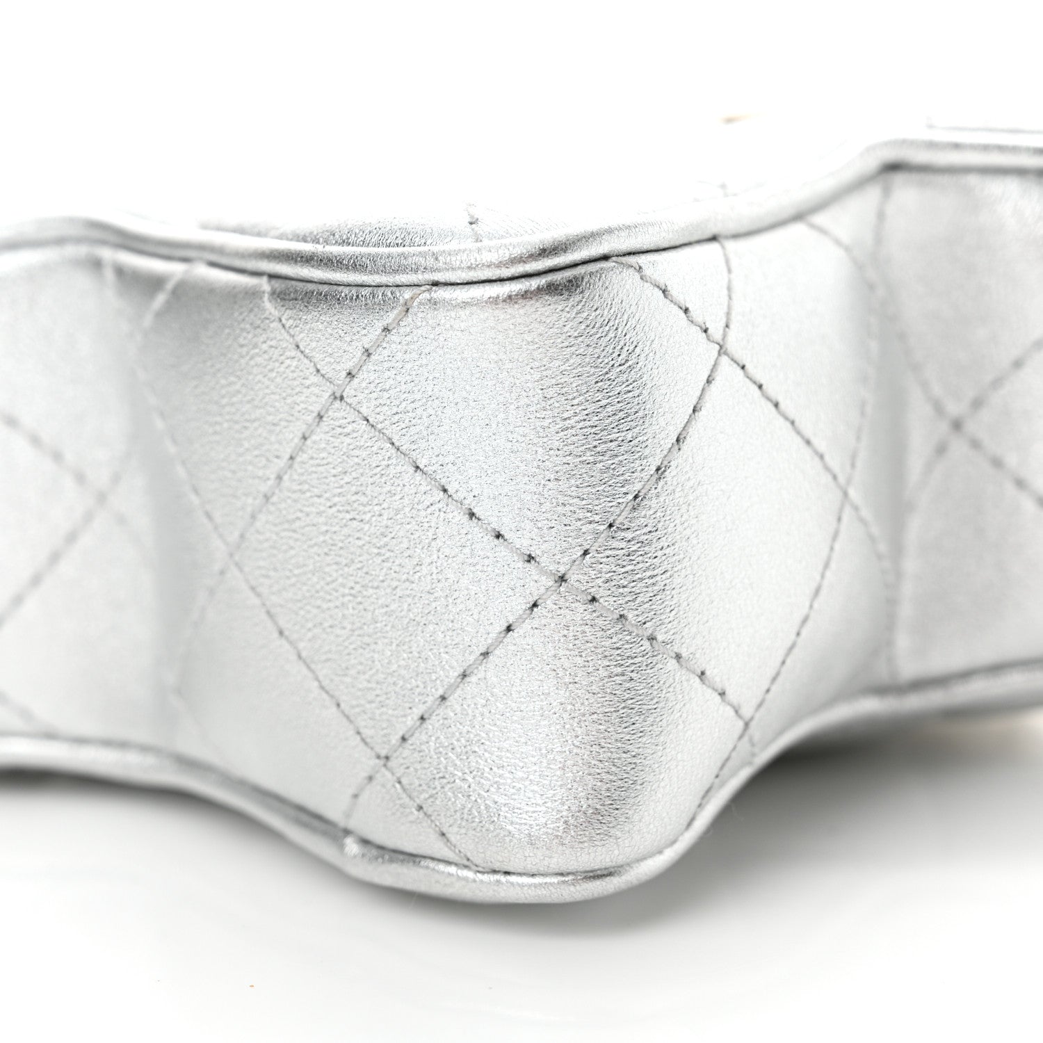 Chanel Metallic Lambskin Walk Of Fame Bag Silver 10 of 14