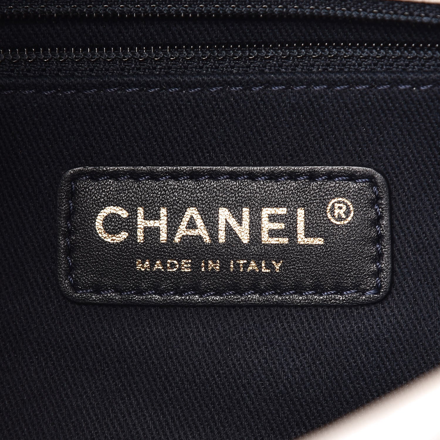 Chanel Calfskin Surpique Chevron Medium Flap White 6 of 21