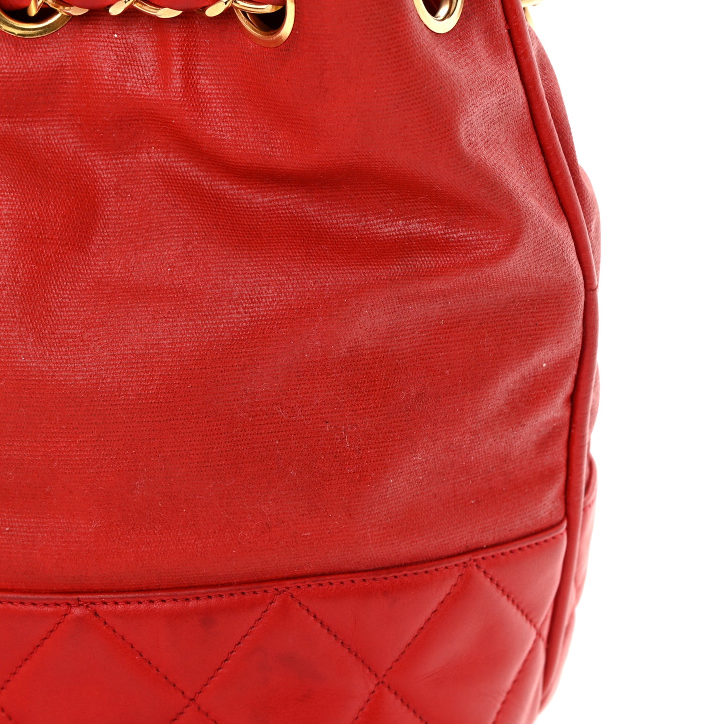 Lambskin CC Drawstring Shoulder Bag Red