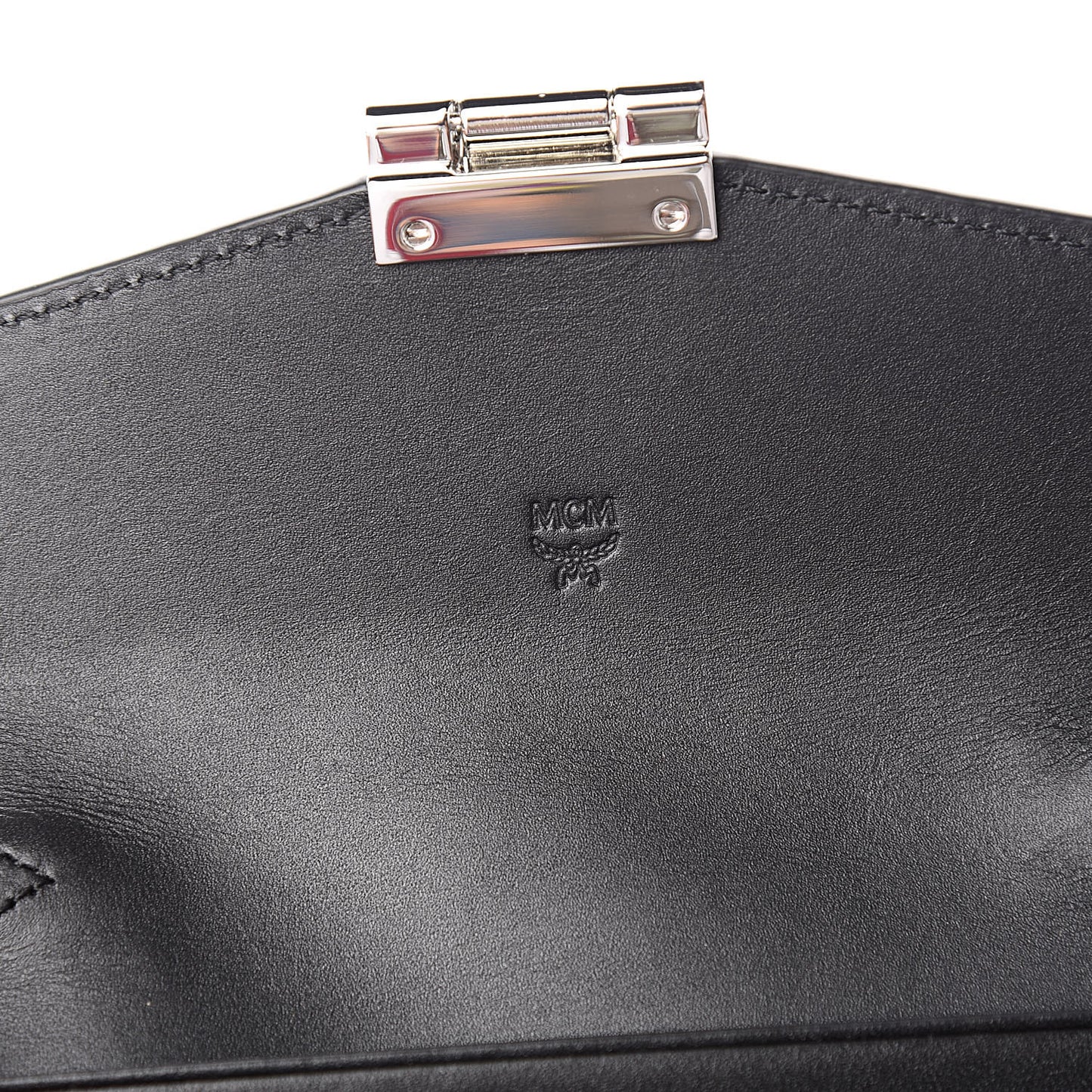 Visetos Large Patricia Wallet On Chain Black