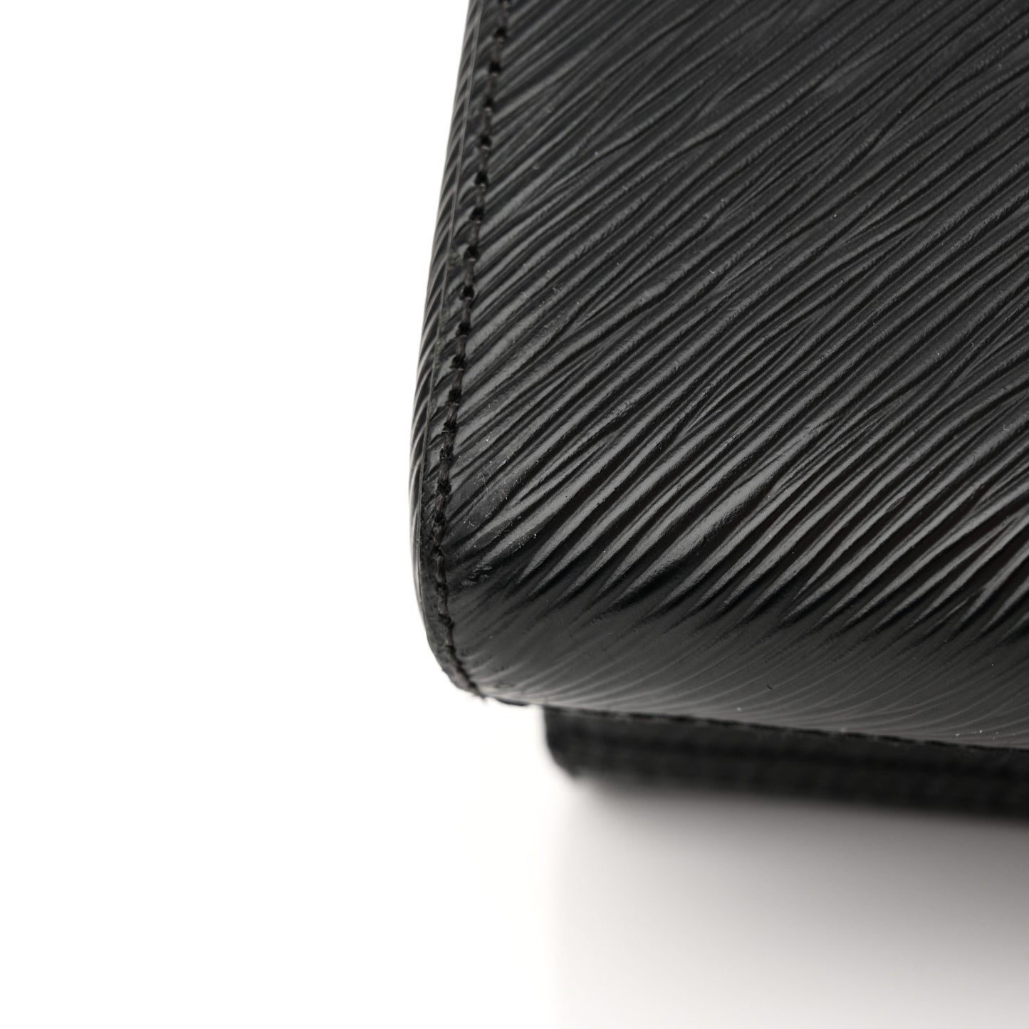 Epi Twist Shoulder Bag MM Black