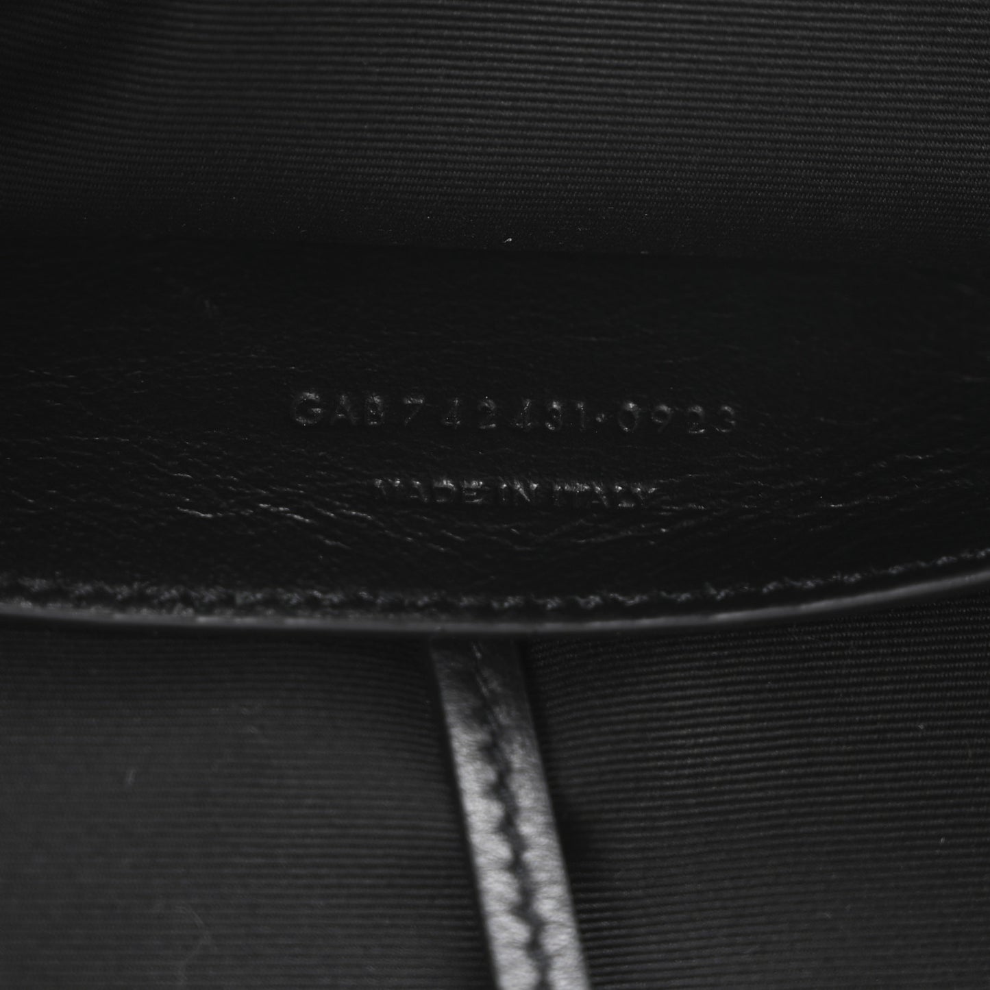 Lambskin Matelasse Monogram Large Jamie 4.3 Black